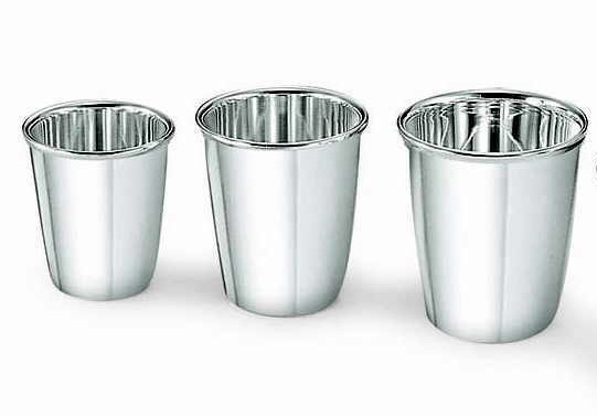 versilberte Becher versilbert1 versilberte Becher versilbert1