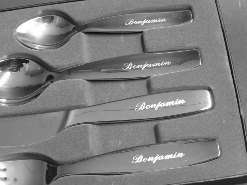 Gravur eines Edelstahlbestecks