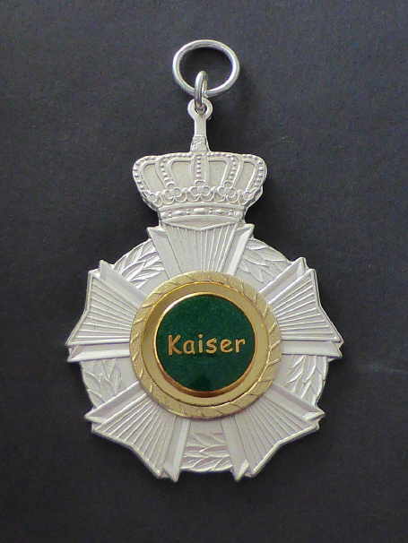 Orden Kaiser PB47433